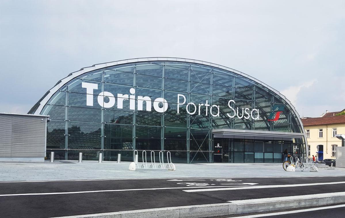 Casa Porta Susa تورينو المظهر الخارجي الصورة